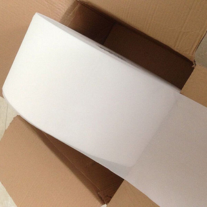 ฟิล์มพรุน PE นุ่มคุณภาพสูงสำหรับวัตถุดิบผ้าอนามัย / แผ่นรอง / กางเกงใน