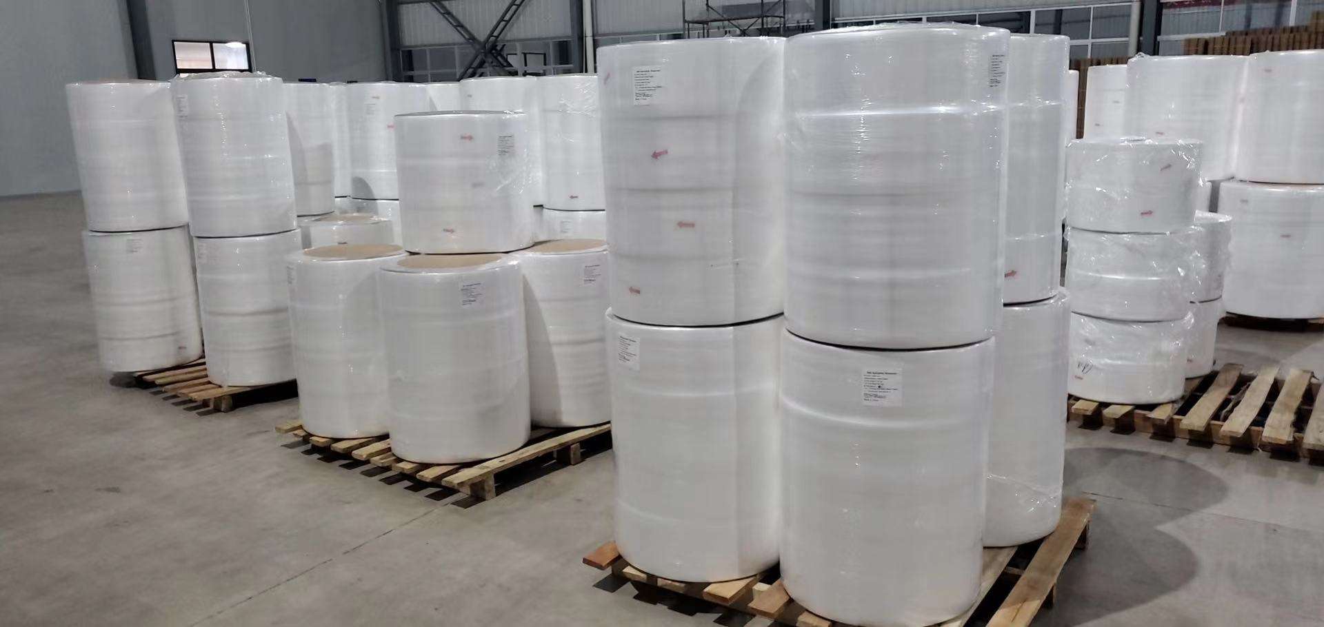 SSS Polypropylene Spunbonded ผ้านอนวูฟเวนสำหรับผ้าอ้อมเด็ก ผ้าอ้อมผู้ใหญ่ วัตถุดิบผ้าอนามัย